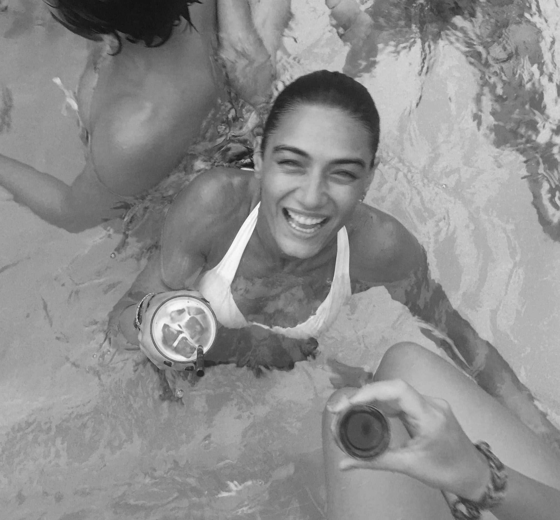 akyaka, no22, riders' inn, kitesurf, hotel, otel, kite, nightlife, party, drink, parti, gece hayatı