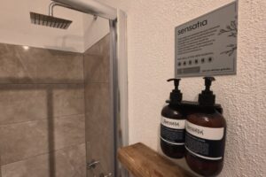 Accommodation Accommodation