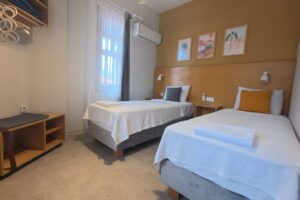 Accommodation Accommodation